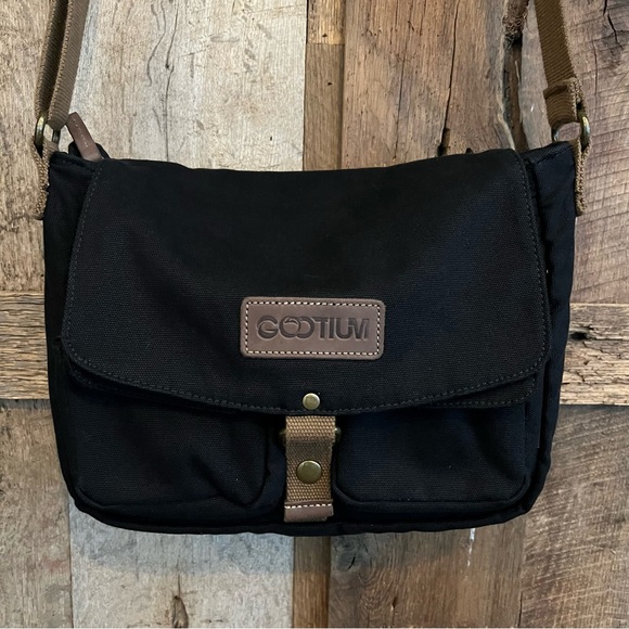 Canvas Messenger Bag - Picture 3 of 8